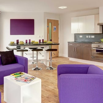 Classic En Suite - Image 8